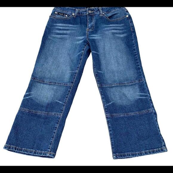 Baby Phat Jeans Womens Size 7 Blue Mid Rise Straight Leg Medium Wash Capri Crop - Picture 1 of 10